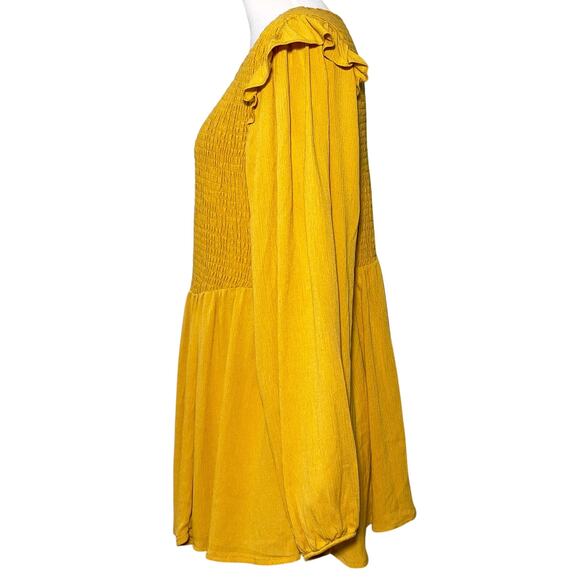 TORRID Peplum Crinkle Gauze Smocked Top - Picture 6 of 11